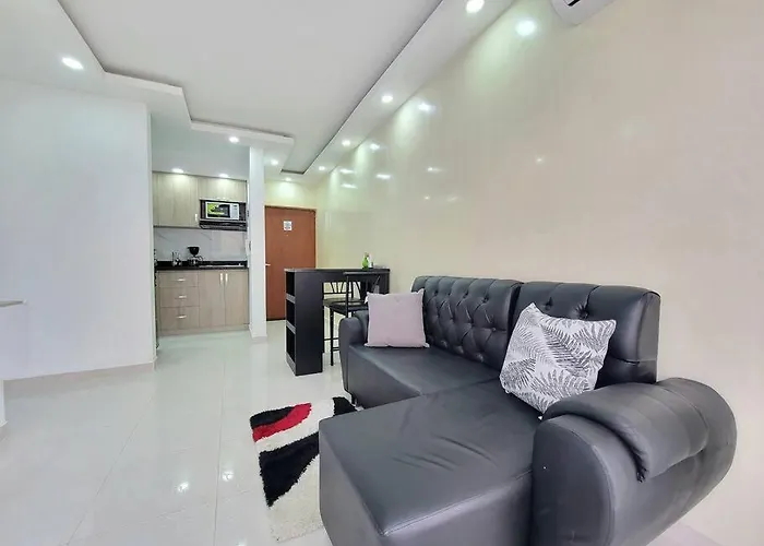 Apartamento Cerca Al Mar, En Cartagena Col